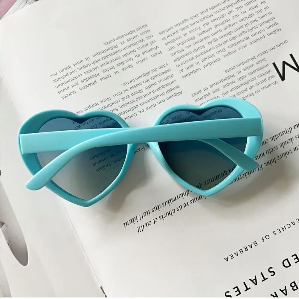 True Love Sunnies heart sunglasses glasses ❤️
